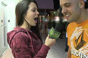 老汉搡女妮妮小泬 Porn
